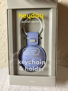 heyday: Lavender Faux-Leather Keychain Holder- AirTag